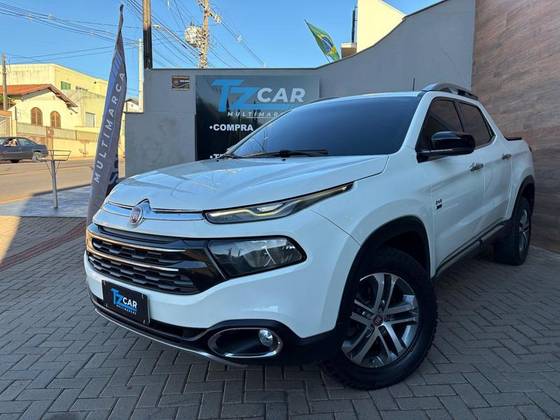 FIAT TORO 2.0 16V TURBO DIESEL VOLCANO 4WD AT9